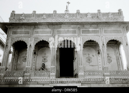 Religiöse Tempel in Jaisalmer in Rajasthan in Indien in Südasien. Architekturgebäude Religion Jain Hindu-Kultur Reisen Wanderlust Eskapismus Stockfoto