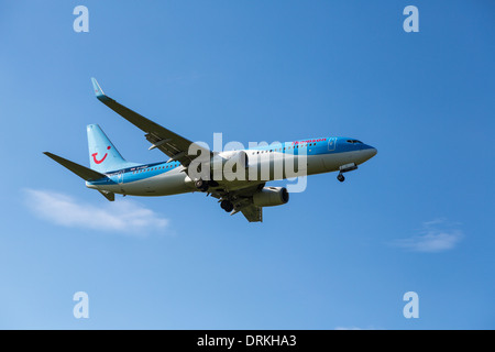 Thomson Boeing 737 landen Stockfoto