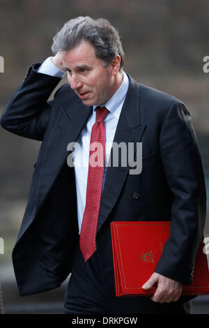 London, UK, UK. 28. Januar 2014. OLIVER LETWIN MP, Minister für die Regierungspolitik besucht der wöchentlichen Kabinettssitzung am Nr. 10 Downing Street in der City of Westminster, London. Tal Cohen/ZUMAPRESS.com/Alamy © Live News Bildnachweis: ZUMA Press, Inc./Alamy Live News Stockfoto