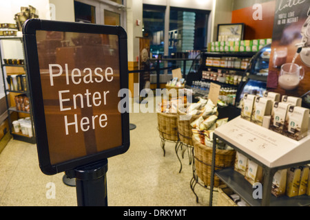 Miami Beach Florida, Starbucks Coffee, Barista, Inneneinrichtung, Schild, bitte hier eingeben, FL140122010 Stockfoto