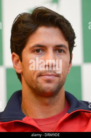 Frankfurt am Main, Deutschland. 28. Januar 2014. Spanischen Davis-Cup-Tennis-Spieler Fernando Verdasco besucht eine Pressekonferenz der spanischen Davis-Cup-Team in der Fraport-Arena in Frankfurt am Main, 28. Januar 2014. Foto: Arne Dedert/Dpa/Alamy Live-Nachrichten Stockfoto