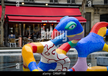 Skulptur, Bestandteil der Stravinsky-Brunnen vor dem Centre Georges Pompidou. Paris, Frankreich. Stockfoto