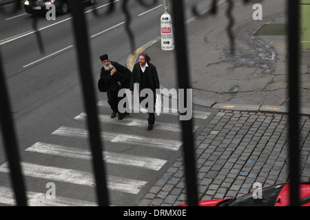 Montage des Bistums Prag der Tschechischen orthodoxen Kirche trafen sich zum zweiten Mal ein neuer Erzbischof von Prag zu wählen. Stockfoto