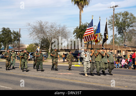 Vereinigten Staaten-Veteranen marschieren in die 2014 jährliche Citrus Parade in Mission, Texas, USA Stockfoto