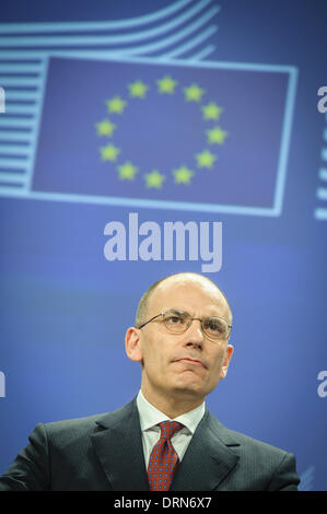 Brüssel, Belgien. 29. Januar 2014. Ministerpräsident von Italien Enrico Letta während einer Pressekonferenz nach einem Treffen in der Heaquarters der EU-Kommission in Brüssel auf 29.01.2014 Kommission Anlagen Regierung tritt die EU für die wöchentlichen Seminar der Institution. von Wiktor Dabkowski/Dpa/Alamy Live News Stockfoto