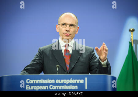 Brüssel, Belgien. 29. Januar 2014. Ministerpräsident von Italien Enrico Letta während einer Pressekonferenz nach einem Treffen in der Heaquarters der EU-Kommission in Brüssel auf 29.01.2014 Kommission Anlagen Regierung tritt die EU für die wöchentlichen Seminar der Institution. von Wiktor Dabkowski/Dpa/Alamy Live News Stockfoto