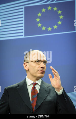 Brüssel, Belgien. 29. Januar 2014. Ministerpräsident von Italien Enrico Letta während einer Pressekonferenz nach einem Treffen in der Heaquarters der EU-Kommission in Brüssel auf 29.01.2014 Kommission Anlagen Regierung tritt die EU für die wöchentlichen Seminar der Institution. von Wiktor Dabkowski/Dpa/Alamy Live News Stockfoto