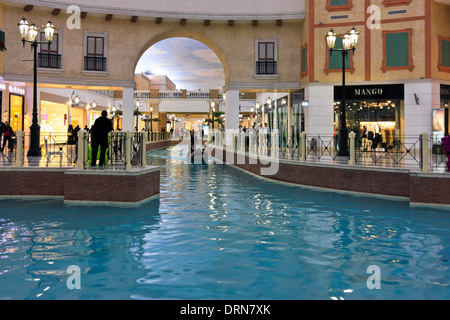 In der Villaggio Shopping Mall, Doha, Katar Stockfoto