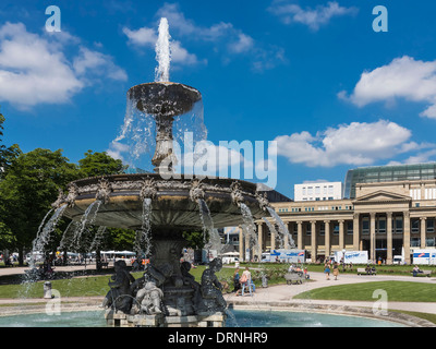 Brunnen am Schlossplatz, Stuttgart, Deutschland, Europa Stockfoto