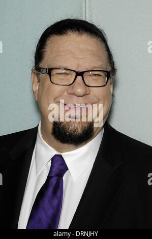 Los Angeles, CA, USA. 29. Januar 2014. Penn Jillette im Ankunftsbereich für Tims VERMEER Premiere, Pacific Design Center, Los Angeles, CA 29. Januar 2014. Bildnachweis: Michael Germana/Everett Collection/Alamy Live-Nachrichten Stockfoto