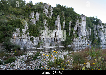 Fluss Beaume, Labeaume, Ardeche, Rhone-Aples, Frankreich Stockfoto