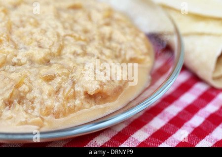 Payesh handgemachte Nudeln mit Rooti Brot gemacht Stockfoto