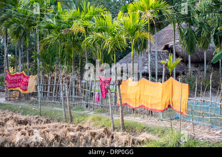 Ein Existenzminimum Bauernhaus in Sunderbans, einen tief liegenden Bereich des Ganges-Delta im Osten Indiens, ist sehr anfällig für Meeresspiegelanstieg. Stockfoto