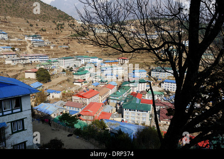 Ein Blick über Namche Bazar, der Hauptstadt der Khumbu-Region von Nepal Stockfoto