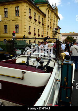 Oldtimer Fahrzeuge parade Szeged Ungarn Sommer 2013 Stockfoto