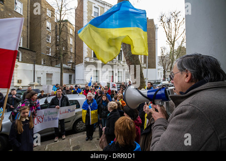 Britische Basis Ukrainer Solidarität Protest März in London Euromajdan Bewusstsein für die andauernden Proteste in Kiew, Ukraine Stockfoto