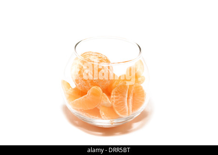 Mandarine Segmente in eine Glasschüssel Stockfoto