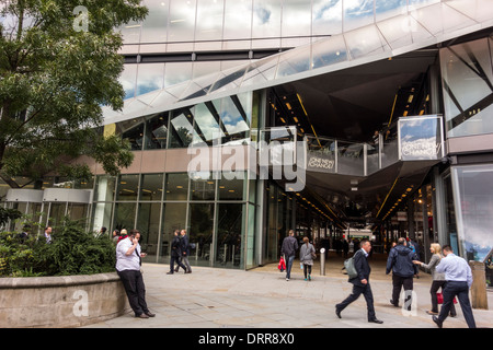 Eine neue Änderung ist ein großer Büro- und Entwicklung des Einzelhandels in London, Großbritannien Stockfoto