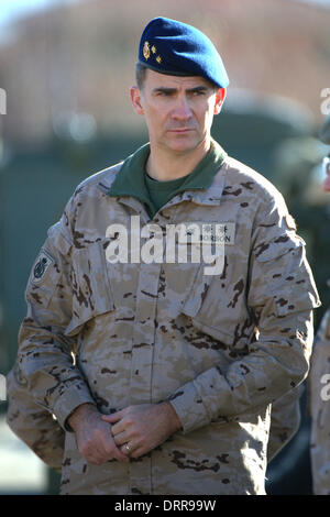 Paracuellos de Jarama, Spanien. 30. Januar 2014. Prinz Felipe von Spanien besucht die Fallschirmspringer Brigada "Almogavares VI" an seinem 46. Geburtstag am 30. Januar 2014 in Spanien Kredit Paracuellos de Jarama: Dpa picture-Alliance/Alamy Live News Stockfoto