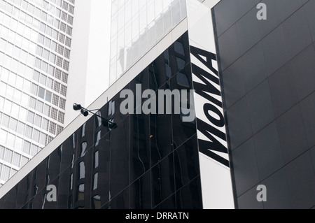 USA, New York, West 53rd Street. Museum of Modern Art (MoMA) Fassade Stockfoto