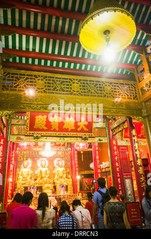 Bangkok, Thailand. 31. Januar 2014. Chinesisches Neujahrsfest in Bangkok Chinatown, Yaowarat. Bildnachweis: Kmt rf/Alamy Live-Nachrichten Stockfoto