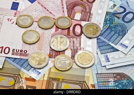 Euro-Währung und Münzen Stockfoto