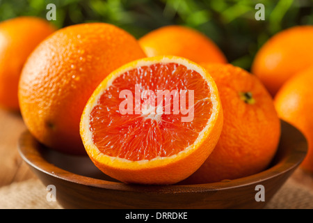 Gesunde Bio Reife Blutorange auf einem Hintergrund Stockfoto