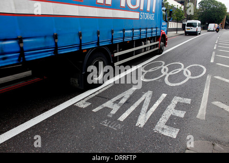 Leere Olympic Lane ist in Süd-London 18. Juli 2012 gesehen. Stockfoto