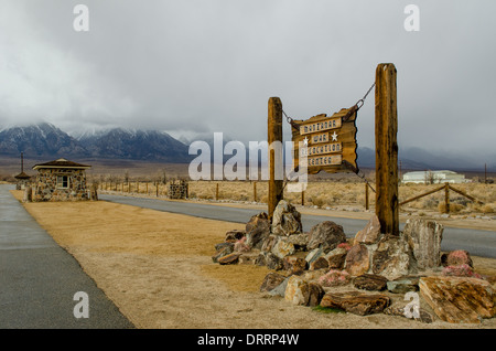 Manzanar ist ein WW2 Ära Gefangenenlager, die gehalten, dass japanische Amerikaner befindet sich in einer abgelegenen Wüste Region in der Nähe von Lone Pine, California Stockfoto