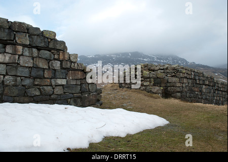 Isolierte Roman Fort, MEDIOBOGDU oder schwer Knott an der Spitze des Eskdale Valley in Cumbria, UK. Stockfoto