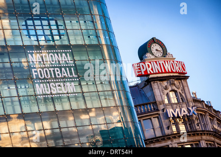 Die Printworks und das Urbis National Football Museum in Manchester Stockfoto