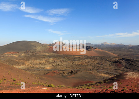 Montanas del Fuego oder Feuerberge und Vulkanlandschaft der Lavaasche und einem jemals Parque Nacional de Timanfaya Lanzarote Stockfoto