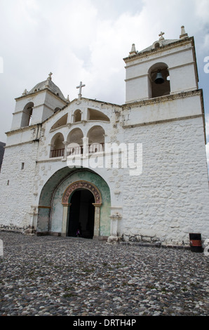 Colca Tal. Kirche von Maca. Anden. Arequipa in Peru. Stockfoto