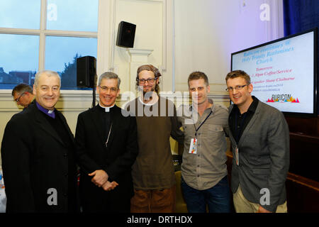 Dublin, Irland. 1. Februar 2014. Der päpstliche Nuntius Charles John Brown behandelt die Jahreskonferenz Rubicon, eine Heilige Dreifaltigkeit (Kirche von Irland), Rathmines, Initiative, eine jährliche Konferenz, die Debatte um neue Wege zu seinen Glauben in allen Bereichen des Einflusses zu finden Menschen zusammenführt. Dublin, Irland. 1. Februar 2014. Bildnachweis: Michael Debets/Alamy Live-Nachrichten Stockfoto