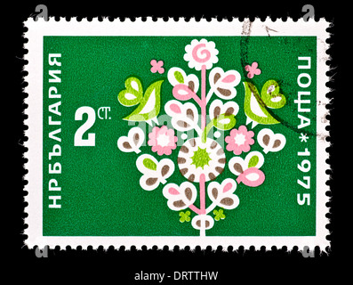 Briefmarke aus Bulgarien mit Blumen. Stockfoto