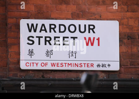 London, UK. 2. Februar 2014. Das Jahr des Pferdes, begann am 31. Januar dachte die Londoner Feierlichkeiten statt am Sonntag 2. Februar in Trafalgar Square, Chinatown und Shaftesbury Avenue.Credit: David Mbiyu / Alamy Live News Stockfoto