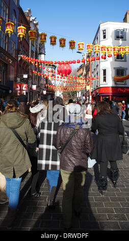 London, UK. 2. Februar 2014. Chinesisches Neujahr 2014 "Jahr des Pferdes", feiert man in London, Vereinigtes Königreich. 2. Februar 2014. Das chinesische Neujahr ist ein großes fest unter den chinesischen Gemeinden in London und auf der ganzen Welt. Londons chinesischen Neujahrsfest sind die größten außerhalb Asiens, und in China Town und dem Trafalgar Square stattfinden. Chinese New Year London. Stockfoto