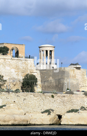 DIE Belagerung BELL WAR MEMORIAL VALLETTA MALTA 5. Dezember 2013 Stockfoto