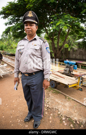 Eine berühmte Sehenswürdigkeit in Battambang ist Hingabe Eisenbahn, einheimischen gemacht Bambus für Zug verwenden Transport. Kambodscha Stockfoto