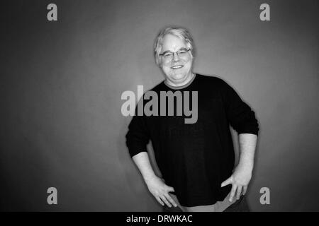 Park City, Utah, USA. 24. Januar 2010. Schauspieler PHILIP SEYMOUR HOFFMAN während des 2010 Sundance Filmfestival. Bildnachweis: Carlo Allegri/ZUMAPRESS.com/Alamy Live-Nachrichten Stockfoto