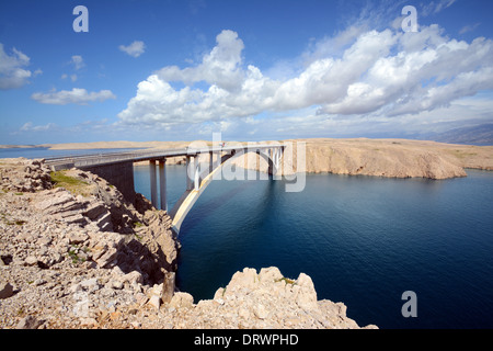 Brücke zur Insel Pag, Kroatien Stockfoto