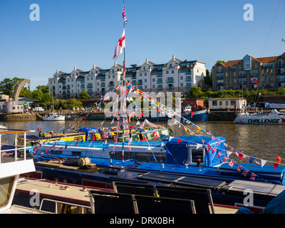 Boote im schwimmenden Hafen während des Hafenfest Bristol, Bristol CIty Centre, England. Stockfoto