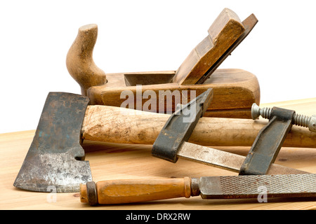 alten benutzten Werkzeuge auf dem Schreibtisch aus Holz Stockfoto