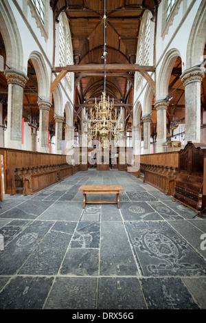 Innenraum der alten Kirche (Niederländisch: Oude Kerk) in Amsterdam, Holland, Niederlande. Stockfoto