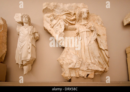 Asien, Türkei, Selçuk, Ephesos-Museum, Partherdenkmal Reliefs (161-180 n. Chr.) Stockfoto