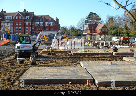 Baustelle - konkrete Grundlagen vor dem Bau der neuen Hauswände gebaut. Stockfoto