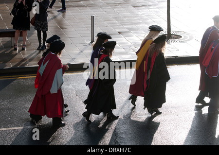 Die Prozession der Akademiker, Abschlusstag Warwick University, UK Stockfoto