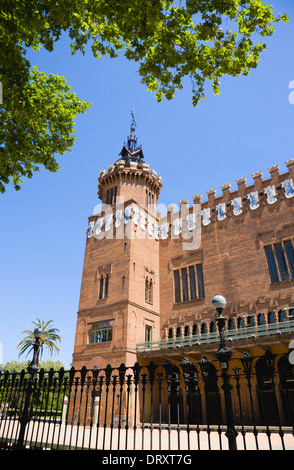 Spanien, Katalonien, Barcelona, Castell Dels Tres Dragons jetzt Gehäuse das Museum of Natural History im Parc De La Ciutadella. Stockfoto