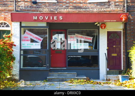 Ein DVD-Verleih-Shop geschlossen Stockfoto