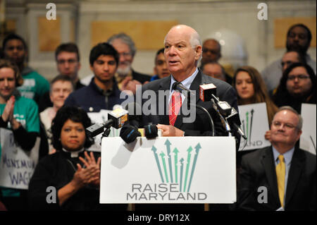 Baltimore, Maryland, USA. 3. Februar 2014. Senator BENJAMIN CARDIN, D -MD, spricht auf einer Kundgebung mit Glauben Führer Erhöhung des Mindestlohns in seinem Staat zu unterstützen. Gouverneur von Maryland, hat Martin O'Malley Erhöhung der staatlichen Mindestlohns auf $10.10 eine Stunde bis 2016 oberste Priorität für seine letzte Legislaturperiode, einschließlich eines Vorschlags, künftige Erhöhungen um Inflation zu binden. Bildnachweis: Jay Mallin/ZUMAPRESS.com/Alamy Live-Nachrichten Stockfoto